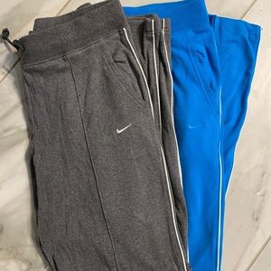 2 Nike Sweatpants